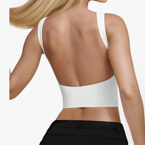 REORIA Open Back High Neck Sleeveless Trendy Backless Cropped Top - Picture 3 of 5